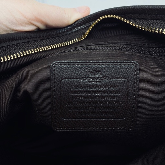 Coach F55363 Outline Signature Zip File Crossbody - Picture 11 of 12